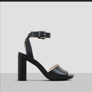 KENNETH COLE TOREN LEATHER STACKED HEEL- NIB
